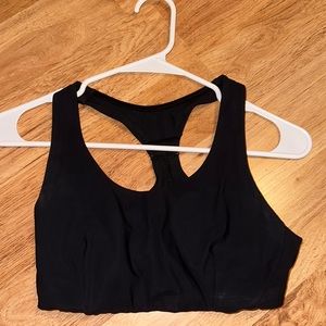 Lululemon bra Medium support Size 4 color black